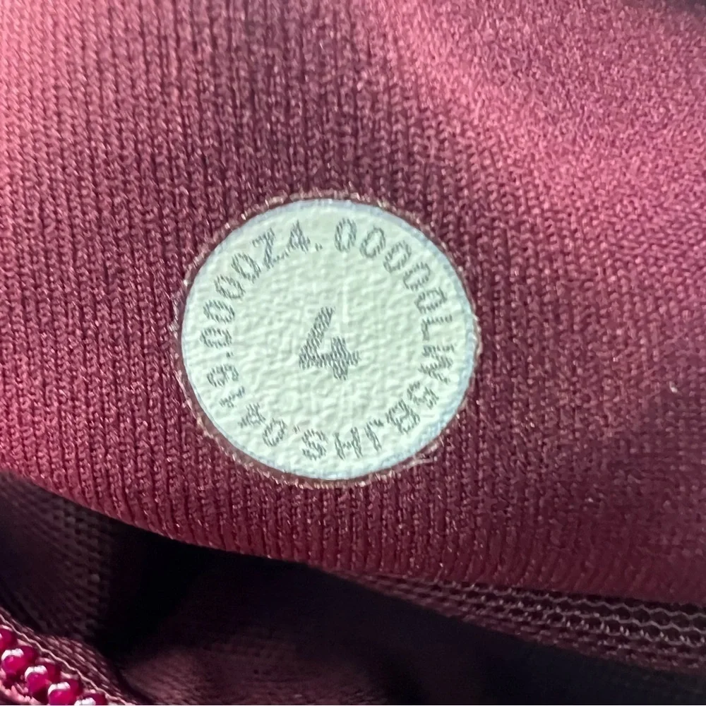 Lululemon speed up tight
